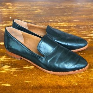 FRYE Grace Venetian Shoe Size 6.5M